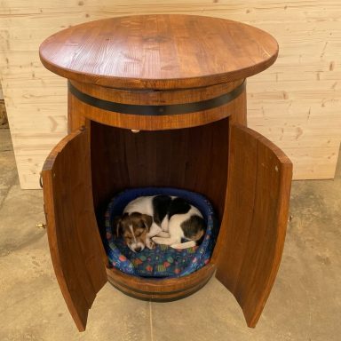 Table niche petit chien